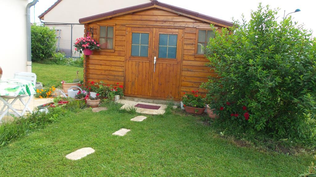 Bed and Breakfast Chambre D'Hote De La Belle Jardiniere Chagny  Exterior foto